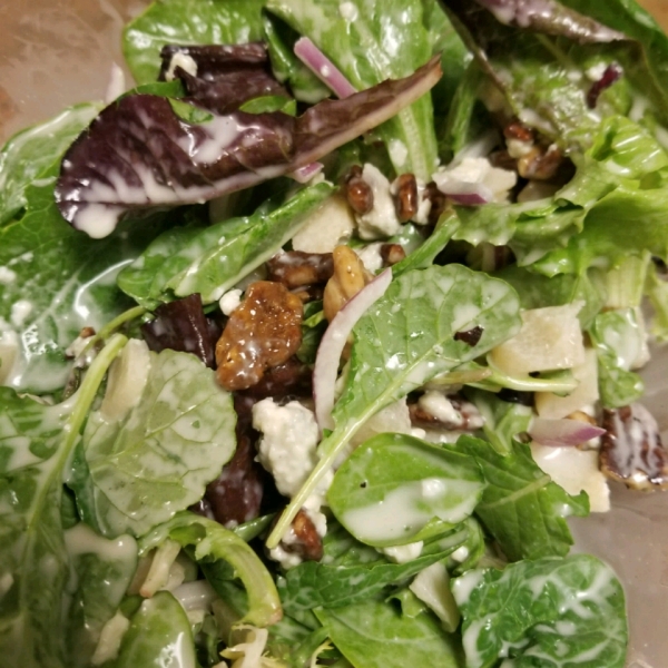 Pear and Blue Cheese Salad