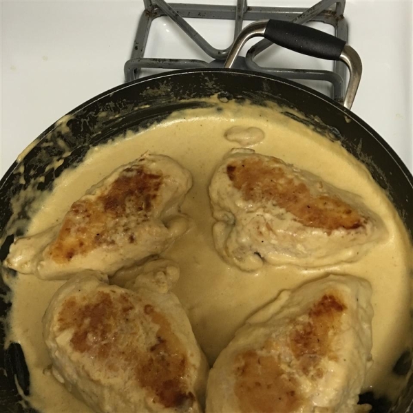 Chicken in Creamy Pan Sauce