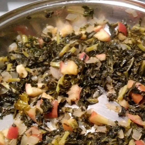 Sauteed Kale with Apples