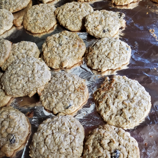 Grandma's Oatmeal Raisin Cookies