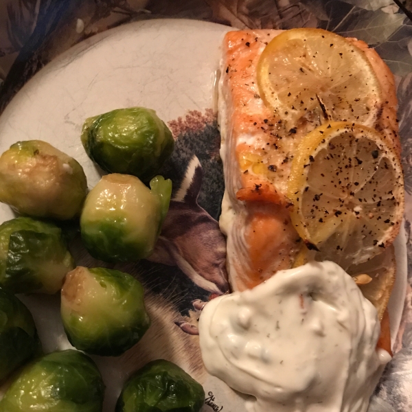 Salmon with Creamy Dill Sauce from Swanson®