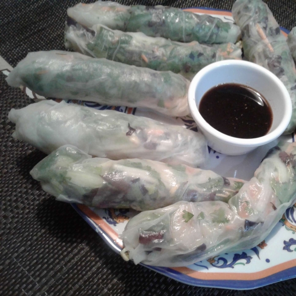 Fresh Spring Rolls With Thai Dipping Sauce