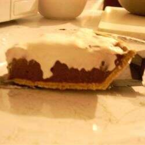 5-Ingredient S'mores Pie