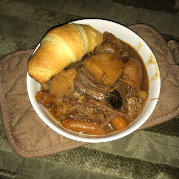 Slow Cooker Roast Beef in its own Gravy