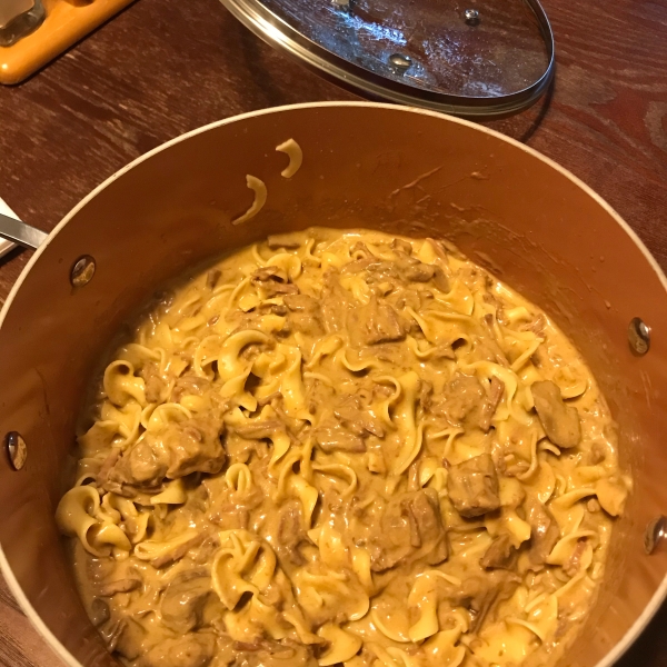 Slow Cooker Beef Stroganoff