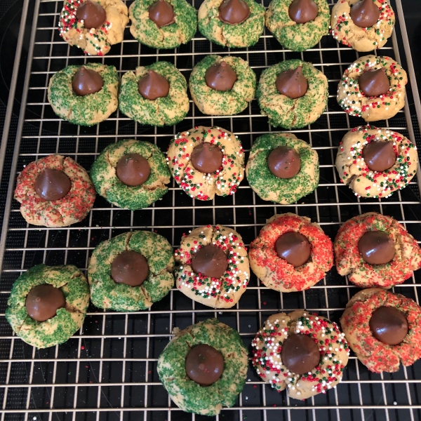 Mom's Peanut Butter Blossom Cookies