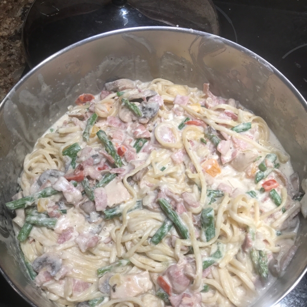 Quick and Creamy Pasta Carbonara