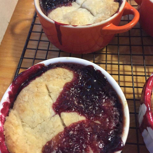Mom's Baby Berry Pies