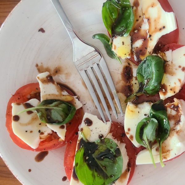 Caprese Salad with Balsamic Reduction