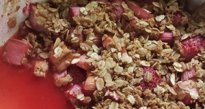 Low Sugar Strawberry Rhubarb Crunch