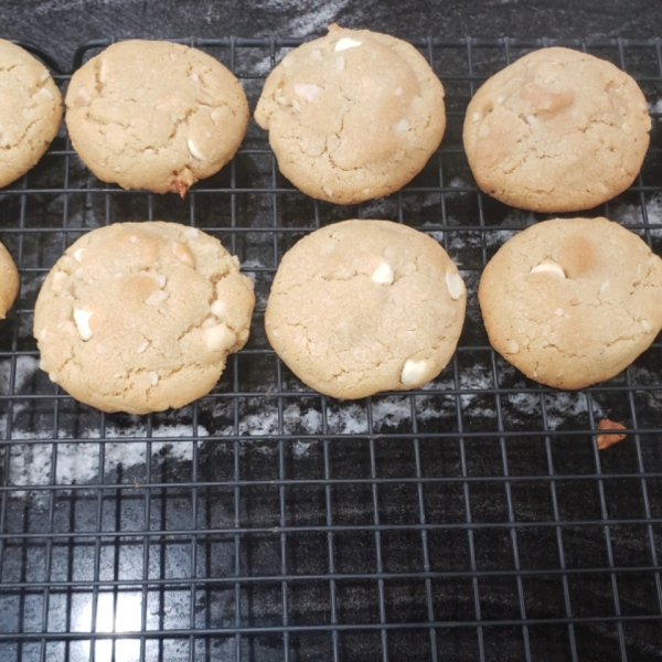 White Chocolate Macadamia Nut Cookies II