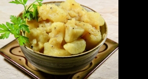 Schwabischer Kartoffelsalat (German Potato Salad - Swabian-Style)