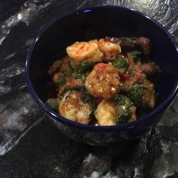 Shrimp Saute on Cauliflower Rice