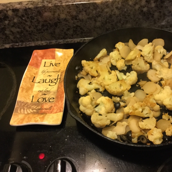 Cauliflower with Water Chestnuts and Black Olives