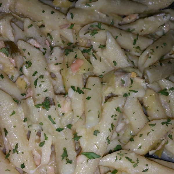 Smoked Salmon and Artichoke in Alfredo Sauce