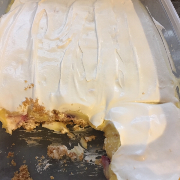 Strawberry Delight Dessert Pie