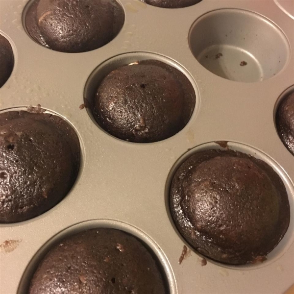 Chocolate-Orange Cupcakes with Pistachio Buttercream