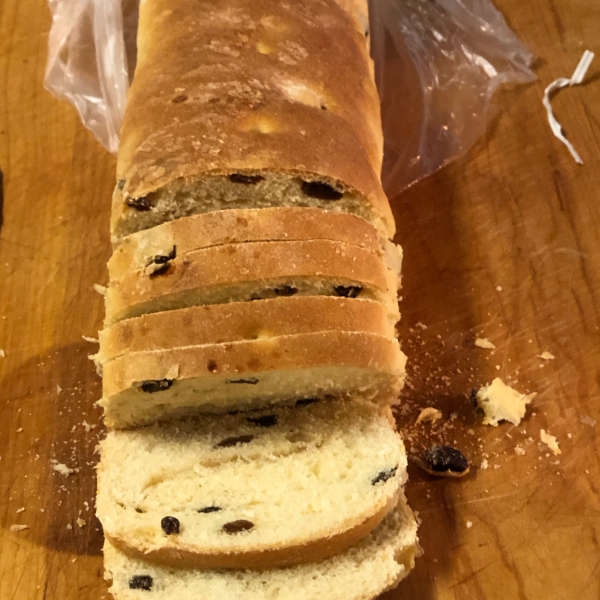 Cinnamon Raisin Swirl Bread