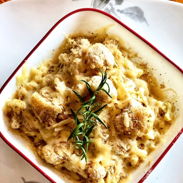 Cheesy Cauliflower in the Microwave