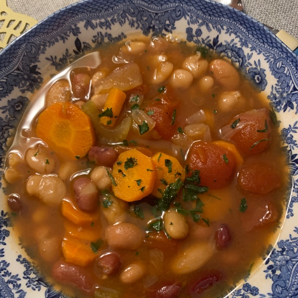 Instant Pot® Vegan 15-Bean Soup