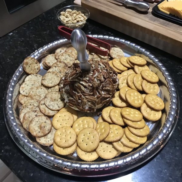 Bacon Ranch Cheese Ball