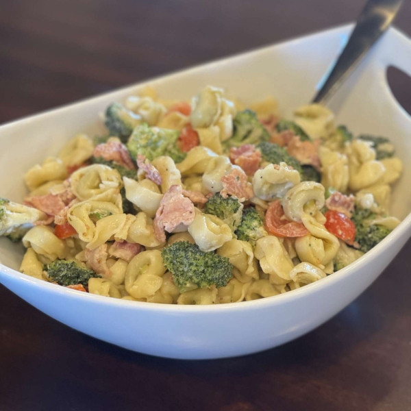 Tortellini Bacon Broccoli Salad