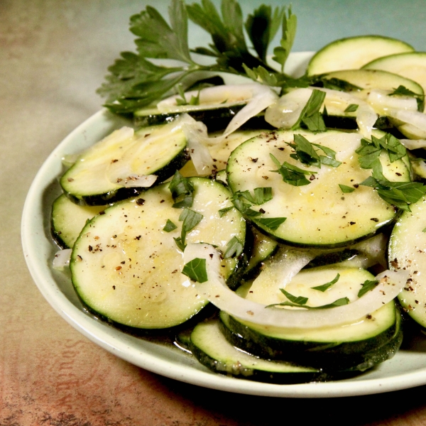 Lemony Zucchini Salad