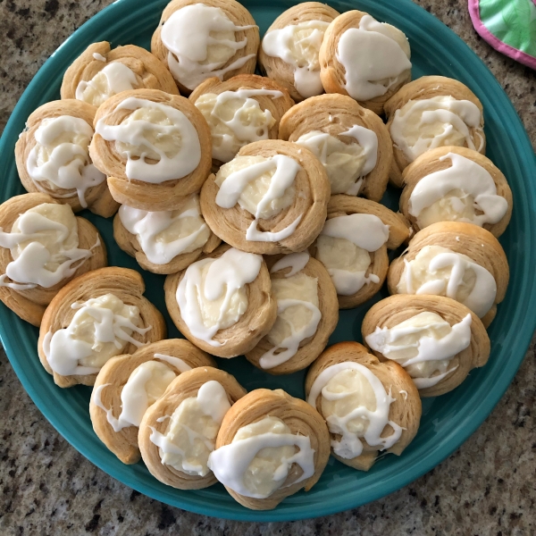 Easy Cream Cheese Danish