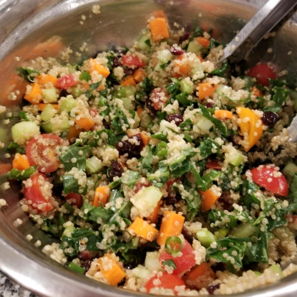 Quinoa Salad with Mint, Almonds and Cranberries