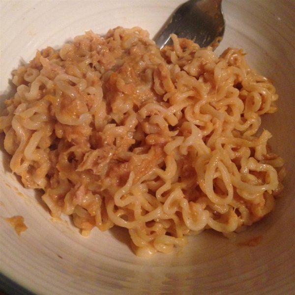 Dorm Room Cheesy Tuna and Noodles