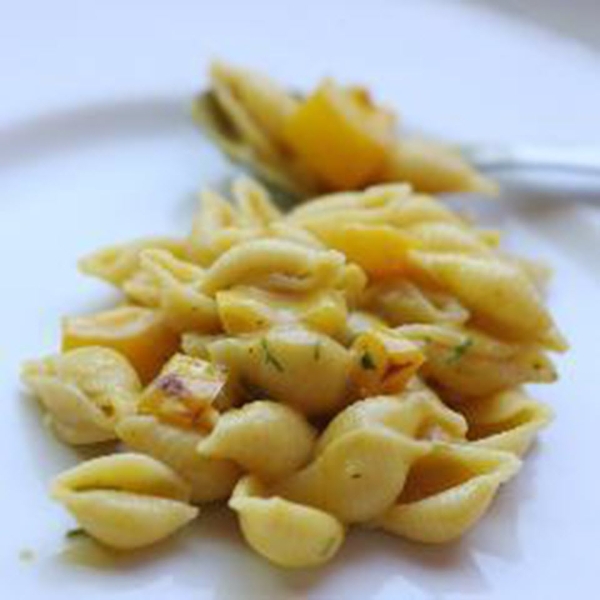 Pasta with Bell Peppers and Pumpkin Sauce