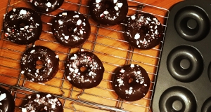 Chocolate-Peppermint Cake Donuts