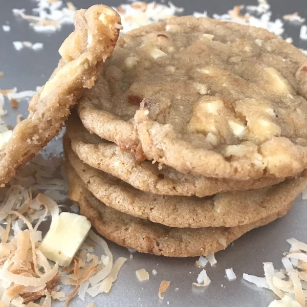 White Chocolate Almond Cookies