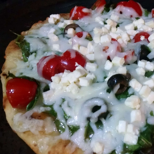 Individual Greek Pita Pizzas