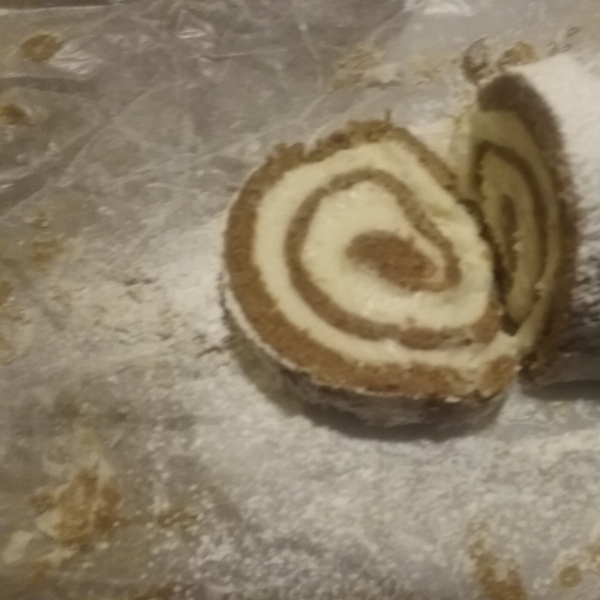 Pumpkin Roll with Ginger and Pecans