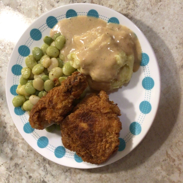 Fried Chicken with Creamy Gravy