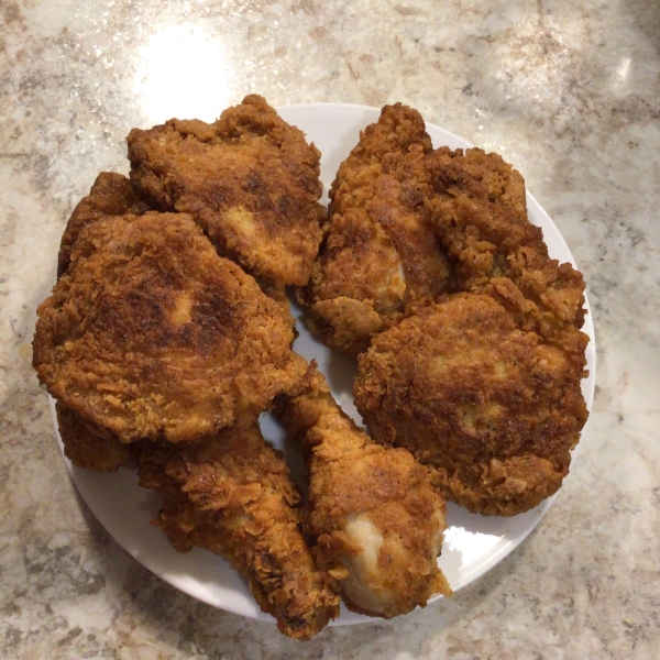 Fried Chicken with Creamy Gravy