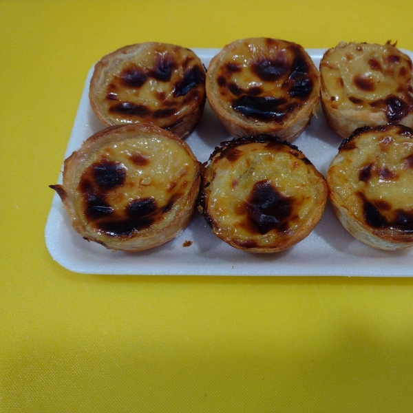 Portuguese Custard Tarts (Pasteis de Nata)