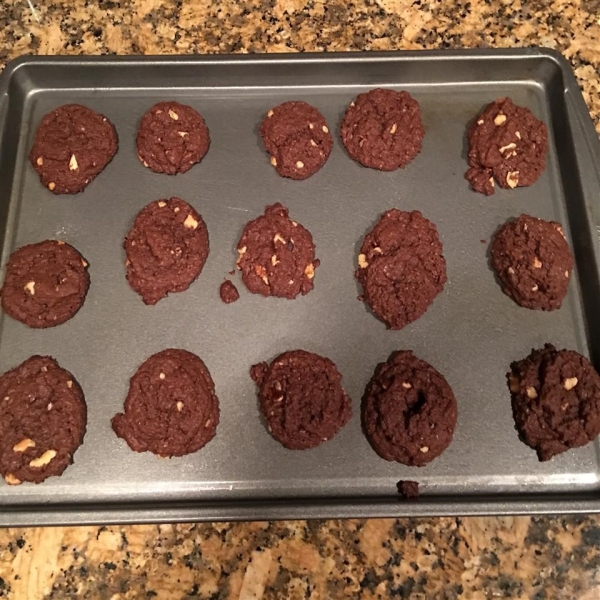 Chocolate Walnut Cookies