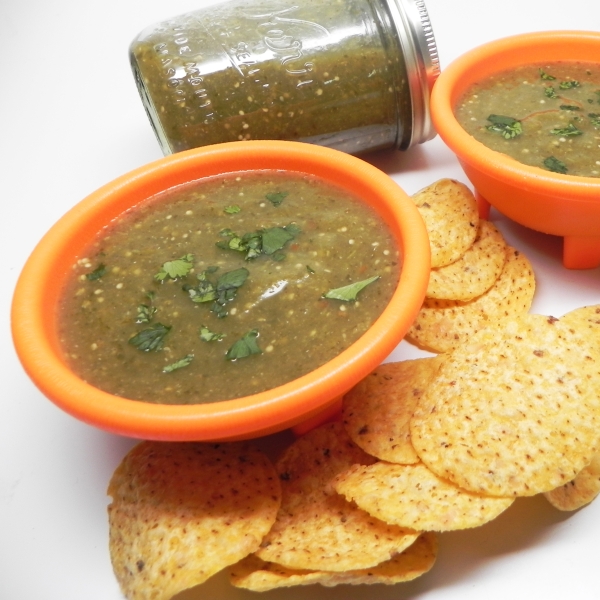 Layla's Green Tomato Salsa Verde