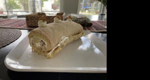 Walnut-Cream Roll