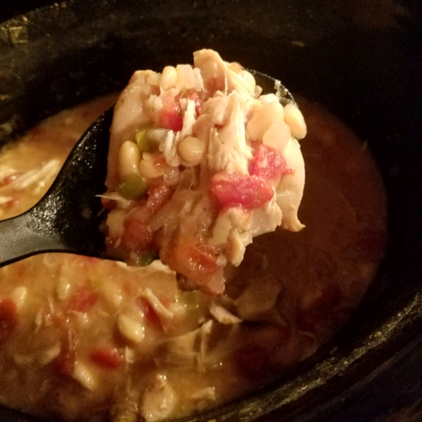 Slow Cooker White Chicken Chili from RO*TEL