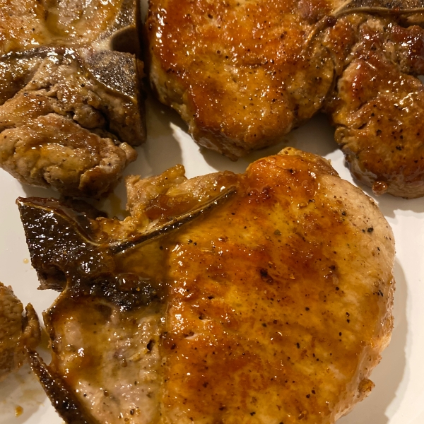 Apricot-Glazed Pork Chops