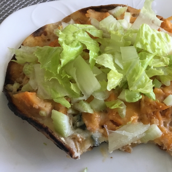 Grilled Buffalo Chicken Taco Pizzas