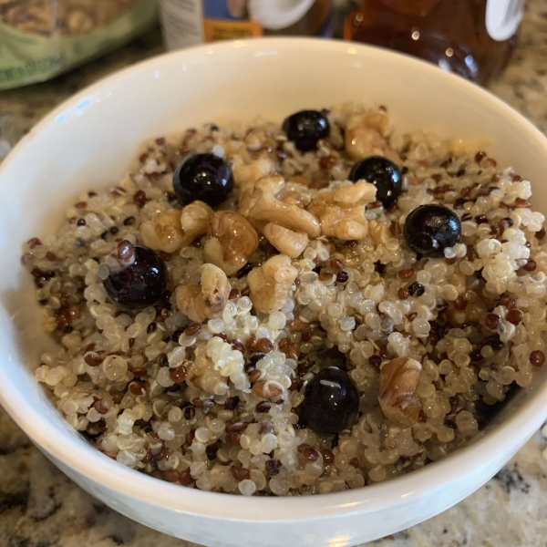 Blueberry Lemon Breakfast Quinoa