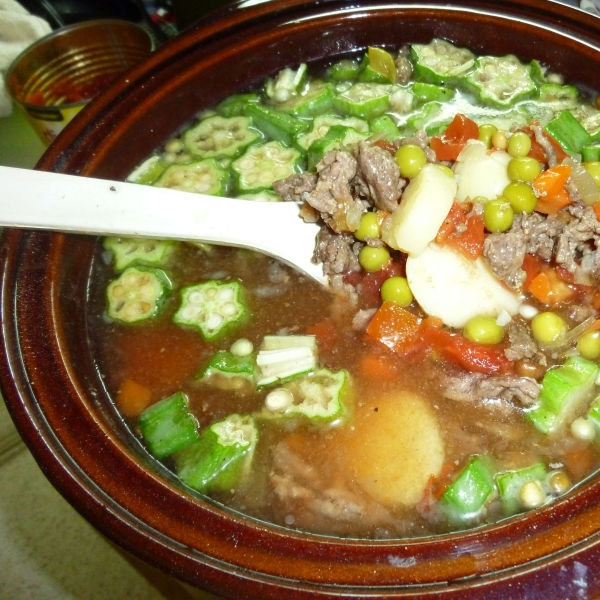 Slow Cooker Veggie Beef Soup with Okra