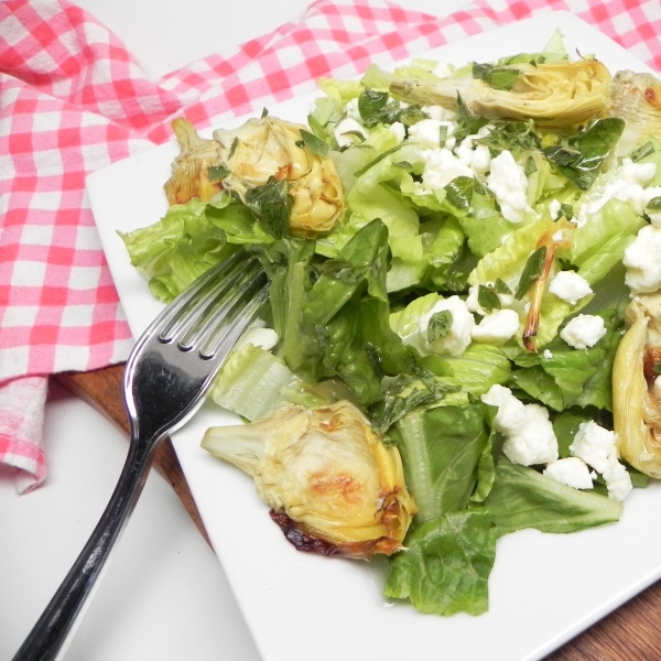 Roasted Artichoke Greek Salad