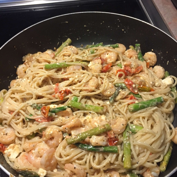 Shrimp and Feta Cheese Pasta