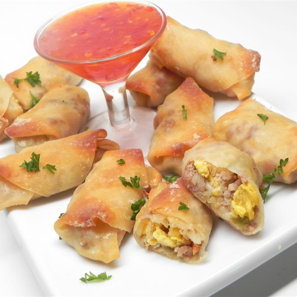 Pad Thai Egg Rolls