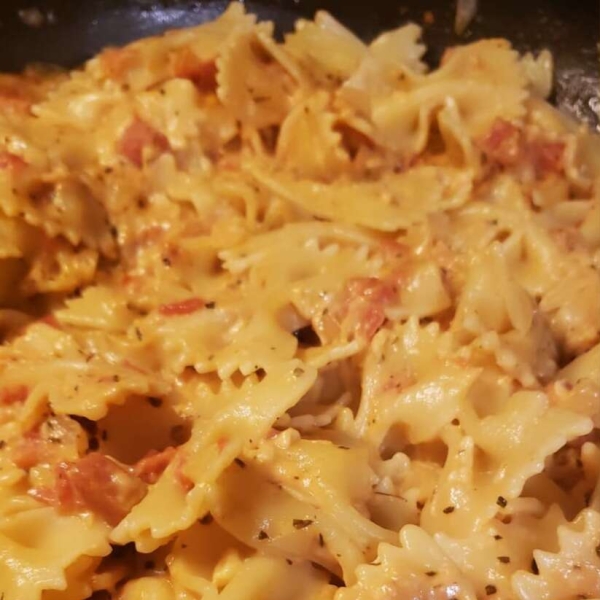 Tomato-Cream Sauce for Pasta